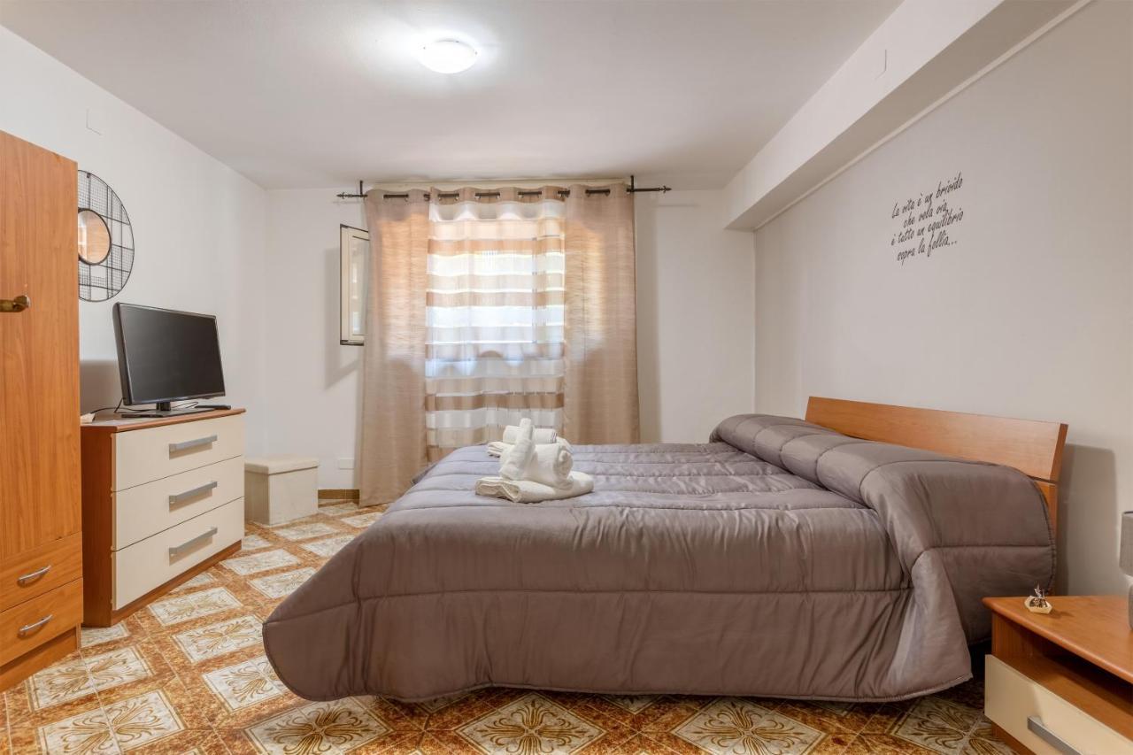 Casa In Villa A Mondello-700M Dal Mare Παλέρμο Εξωτερικό φωτογραφία