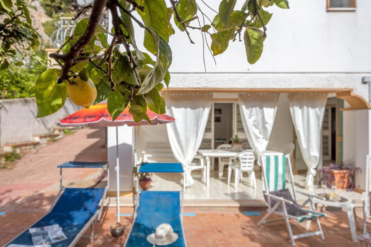 Casa In Villa A Mondello-700M Dal Mare Παλέρμο Εξωτερικό φωτογραφία